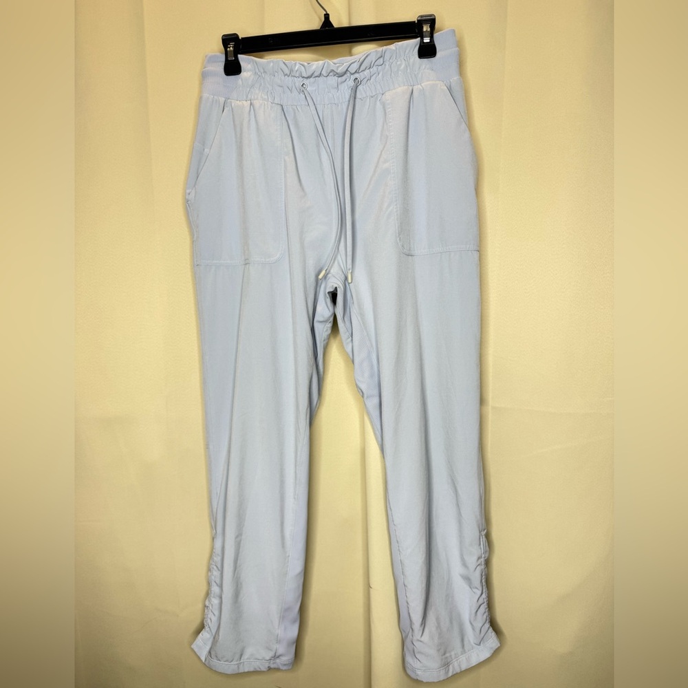 lululemon athletica Light Blue Capri Size 8